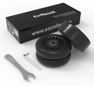 Immagine prodotto di Set di ruote EzyRoller Spinner X 3 in 1: ruota di ricambio, ruota di scorta con attrezzi e ricambi (nero)