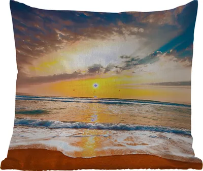 Produktbild von MuchoWow® Outdoor Kissen - Sonnenuntergang - Strand - Meer - Wolken - Orange - 45x45 cm - Wetterfest - Lounge Kissen - Fotokissen - Dekoratives Kissen