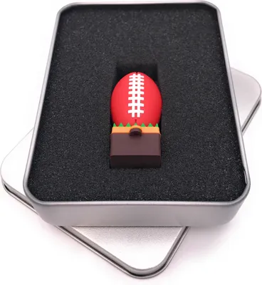 Produktbild von Onwomania Football Stehend Touchdown USB Stick in Alu Geschenkbox 16 GB USB 2.0