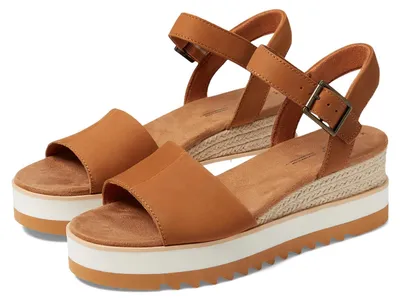 Zdjęcie produktu dla Sandały na koturnie damskie TOMS, kolor jasnobrązowy, rozmiar 39 EU