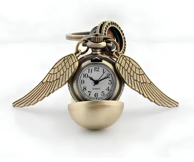 Productafbeelding van Sleutelhanger horloge Harry Potter Zoeker miniatuur horloge in de vorm van de Gouden Snaai voor fans van de serie.