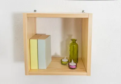 Produktbild von Hängeregal, Wandregal, Bücherregal - 35 cm breit, Kiefer Massivholz, Farbe: Natur