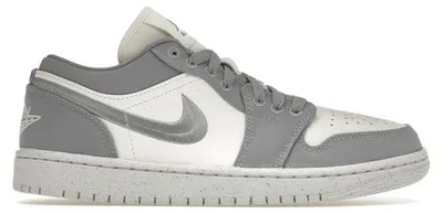 Image de Jordan 1 Low SE, couleur gris acier clair (pour femmes) - Pointure européenne 37,5