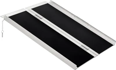 Produktbild von Faltbare Aluminium-Rollstuhlrampe für Rollatoren, 270 kg Tragkraft, Schwarz, 91x72x5 cm