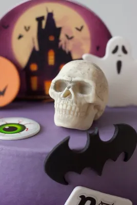Obrázok produktu pre Sweetfanaberia | Čokoládová figúrka SKULL - 5 cm - Halloweenska dekorácia - jedlá dekorácia na tortu