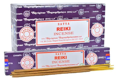 Produktbild von Satya - Räucherstäbchen Reiki 10 Stück 22cm - Sanfte Blütennoten & Balsam - Harmonisiert Energie & Beruhigt - Handgerollt Indien
