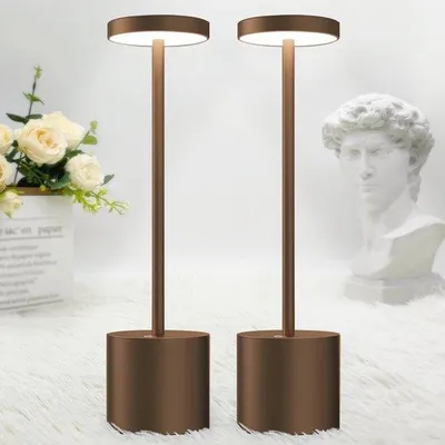 Productafbeelding van Oplaadbare LED bureaulamp - Draadloze lamp met 5000 mAh batterij voor binnen en buiten