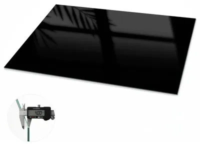 Produktbild von Glas Tischplatte 120x80 cm – Tischauflage aus gehärtetem Glas – Glasplatte für Esstisch – Küchentischplatte aus Glas – Tischschutz Glas modern – Dekorative Glasplatte – Pflegeleichte Glastischplatte – Sicherheitsglas Tischplatte – Schwarz, KI-generiertes Bild