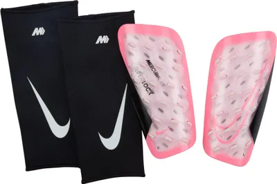 Zdjęcie produktu dla Ochraniacze Nike Mercurial Lite SuperLock DN3609-675 L (170-180cm)