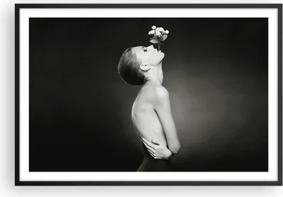 Produktbild von Gerahmtes Poster - Schwarzer Rahmen - Nackt Frau Blumen - 91,5x61 cm - Wand Bild - Wanddeko - Wandbilder - Kunstposter - Wandposter - Bilderrahmen - Bilder - Kunstdruck - P2BAA91x61-4849
