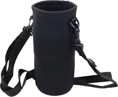 Produktbild von Isolierte Wasserflasche 750ml Neopren Schwarz