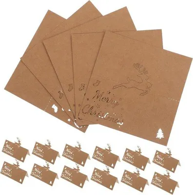 Produktbild von Famanu Tischkarten Weihnachten - Namensschilder Winter - Festliche Dekoration - Mit Schneeflocken und Rentier - 10x7cm - Braun