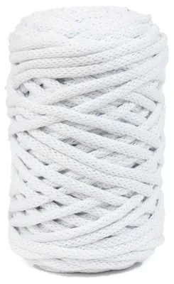 Image de 4 pelotes de fil DMC Eco Vita-12 (4 mm), composées à 80 % de coton et à 20 % de polyester. (Couleur 100)