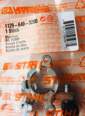Produktbild von Stihl Original Ölpumpe 020 020T MS200 T MC200 - 11296403200