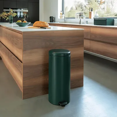 Produktbild von Brabantia Pedal Bin newIcon, 30 cm, 300 mm, 340 mm, 675 mm, 3,71 kg, 330 mm