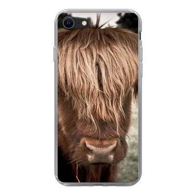 Produktbild von MuchoWow® Handyhülle Schutzhülle Hülle für iPhone SE 2020 Schottischer Highlander - Baum - Gras Silikon Softcase Handy Hülle - Kartenbesitzer