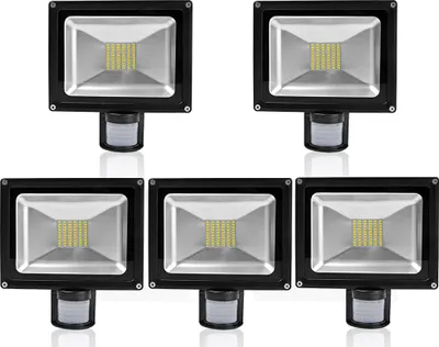 Produktbild von Greenmigo 5x 50W SMD Fluter mit Bewegungsmelder Strahler Warmweiß Schwarz Aluminium Gehäuse IP65 Wasserdicht LED Lampe Wandleuchter Flulicht Flutbeleuchtung LED Gartenlampe Außenstahler