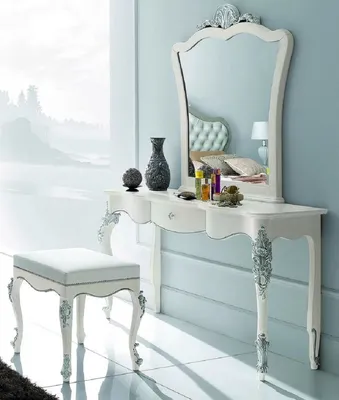 Produktbild von Casa Padrino Luxus Barock Schlafzimmer Set - 1 Barock Schminkkonsole & 1 Barock Wandspiegel & 1 Barock Hocker - Barock Schlafzimmer & Hotel Möbel - Luxus Qualität - Italy
