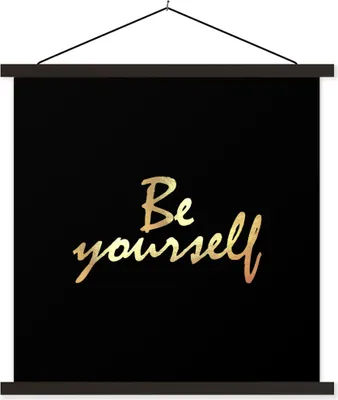 Produktbild von MuchoWow® Textilposter Zitate - Selbstvertrauen - Gold - Schwarz 120x120 cm mit schwarzem Rahmen - Aufhängungsset