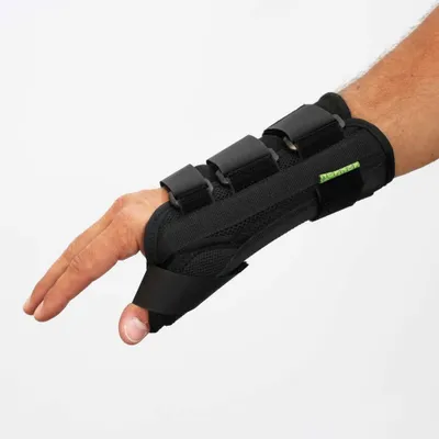 Immagine prodotto di Supporto per il polso con anello a D e protezione per il pollice, taglia M