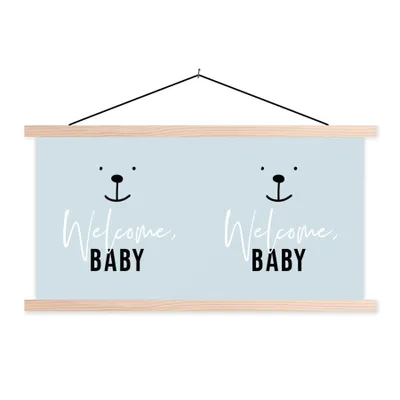 Produktbild von MuchoWow® Textilposter Zitate - Willkommen Baby - Kinder - Sprichwörter - Baby 120x60 cm mit holzfarbenen Rahmen - Klemmleiste