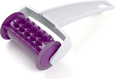 Produktbild von Betty Bossi Teigroller »Jalousie Stars Roller« Kunststoff, (1-tlg), für n Teigschneider zur Herstellung individueller Sternenjalousien mit Wow-Effekt