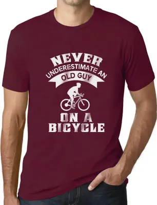 Produktbild von Herren Grafik T-Shirt Unterschätze niemals einen alten Mann auf einem Fahrrad – Never Underestimate An Old Guy On A Bicycle – Öko-Verantwortlich