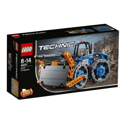 The image shows the retail packaging of a LEGO Technic construction toy.