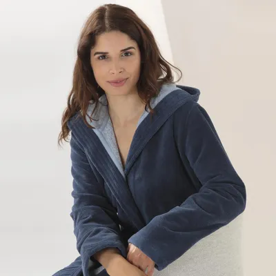 Produktbild von Cawö Damen -Kapuzenbademantel 802 Uni Farbe sea Größe 36/38