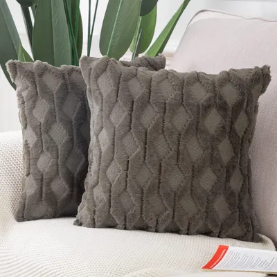 Produktbild von Set aus 2 weichen, flauschigen Dekokissenbezügen aus kurzem Wollsamt im n Stil für Sofa und Schlafzimmer, taupefarben, 40 x 40 cm (quadratisch)