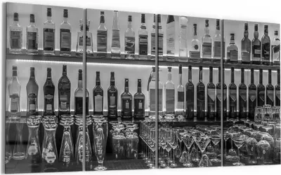 Produktbild von DEQORI Glasbild Echtglas 4x30x60 cm 'Spirituosen Symphonie' Wandbilder XXL groß