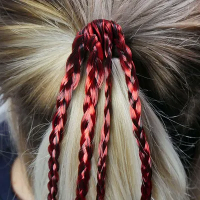 Obrázok produktu pre Elastický pás s vrkočmi - červený
