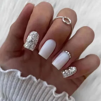 Image de 24 pièces de faux ongles blancs, ongles artificiels French Tip carrés, Glitter Square Nails