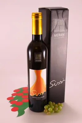 Obrázek produktu pro Sissi Strohwein 0,375 l – ročník 2015 – vinařství Meraner Kellerei Burggräfler