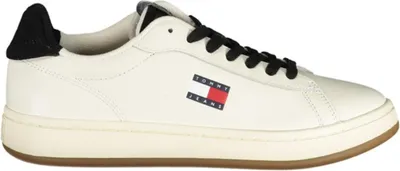 Produktbild von Moderner Damensportschuh Weiß mit Schwarz Kontraste & Logo-Details