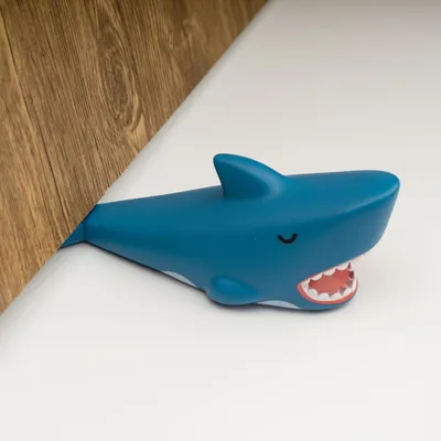 Immagine prodotto di Fermaporta Divertente fermaporta squalo - cuneo decorativo per porte di casa e ufficio - Pavimento - Domanda di brevetto