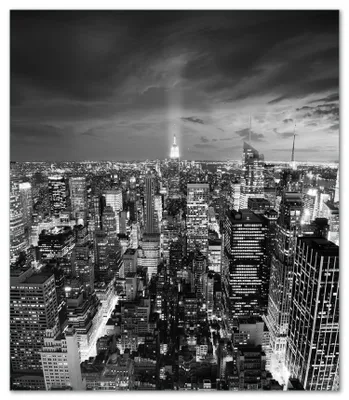 Produktbild von Wallario Herdabdeckplatte aus Glas, Größe 52 x 60 cm 1-teilig, Motiv New York bei Nacht - Panoramablick über die Stadt - schwarzweiß