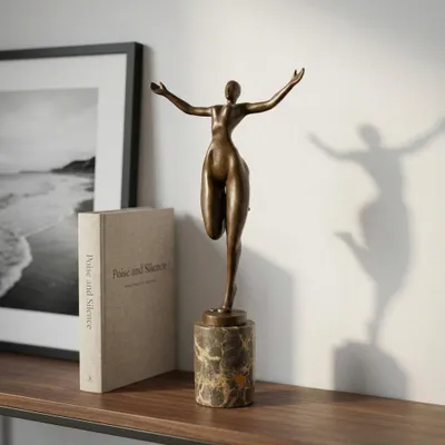 Produktbild von Bronze Figur Frau Premium, patiniert, auf Marmorsockel, H.42 cm