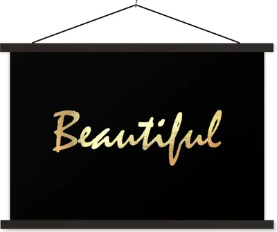 Produktbild von MuchoWow® Textilposter Zitat - Schönheit - Schwarz - Gold 90x60 cm mit schwarzem Rahmen - Aufhängungssatz