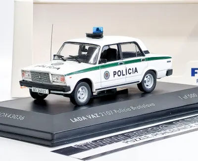 Image de LADA VAZ 2107 Police Bratislava FOX18 1:43