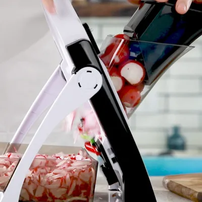 Produktbild von Multifunktionaler Gemüseschneider Obstschneider Kartoffel Zwiebelschneider Gemüseschneider Karottenreibe Zerkleinerer Küchenzubehör Grau