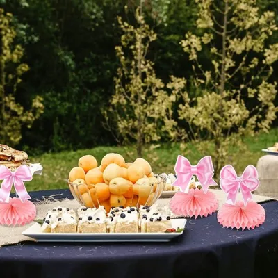 9-teiliges Rosa Schleifen Waben Tischdekorationen, Papier Cutouts für Geburtstagsfeiern, Hochzeiten und Babypartys für