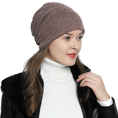 Produktbild von Damen Wintermütze gefüttert Slouch Beanie - mit Glitzersteine hellbraun