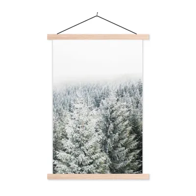 Produktbild von MuchoWow® Textilposter Wald - Schnee - Winter - Jahreszeiten - Tannenbaum 120x180 cm mit holzfarbenen Rahmen - Textil-Plakat