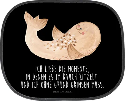 Produktbild von Mr. & Mrs. Panda Sonnenschutz Auto Robbe Liegen - Schwarz - Geschenk, Strand, für Autoscheiben, Seehund, Lustige Sprüche, pkw, Ostsee, Sonnenblende, Freude, Nordsee