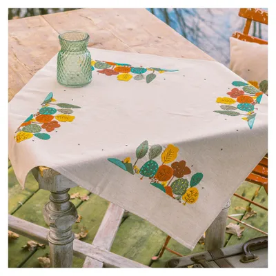Stickpaket Tischdecke Herbstwald 72x72 cm vorgedruckt