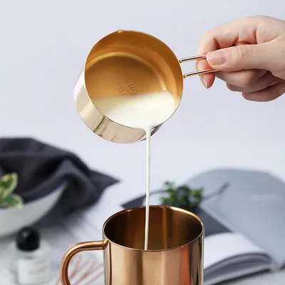 Produktbild von Stainless Steel Küchenmesser-Set - 8 Stück Küchenutensilien für Kochen und Backen in Gold