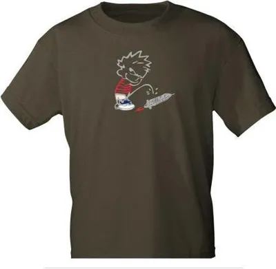 Produktbild von T-Shirt mit Print - Pinkelmännchen gegen Drohnen - 85178 Braun Gr. S-2XL Größe - S
