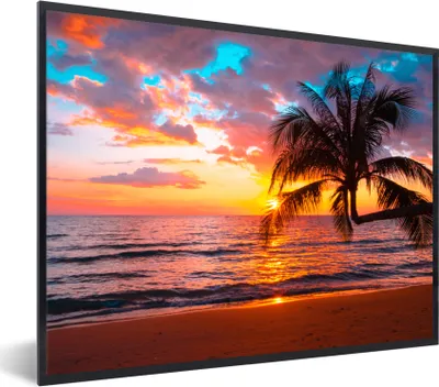 Produktbild von MuchoWow® Gerahmtes Poster Palme - Sonnenuntergang - Strand - Meer - Horizont 40x30 cm - Poster mit Schwarzem Bilderrahmen Wandposter Rahmen Foto Bilder - Kunstposter - Wanddekorationen