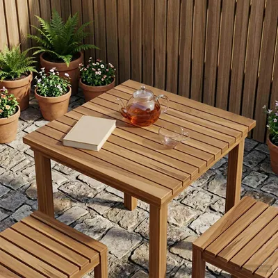 Image de Plateau de table : 50 x 50 x 3,5 cm. Forme : carrée. Matériau : bois de teck massif